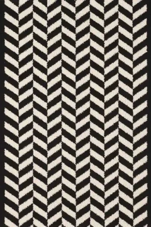 Acheter Direct Moquette passage d‘escalier - Motif chevron noir et blanc
