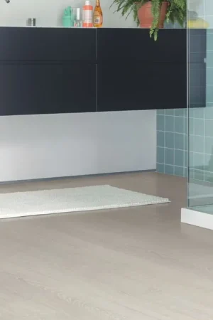 Sol stratifié IMPRESSIVE Quick Step, aspect Bois gris clair, lame 19.00 x 138.00 cm Bon Plan