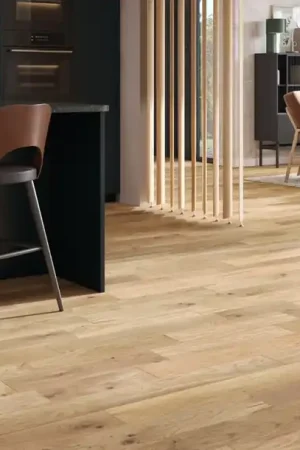 Parquet contrecollé MAESTRO BASIC 139 CHENE VINTAGE, chêne naturel, verni, larg. 13.90 cm Authentique